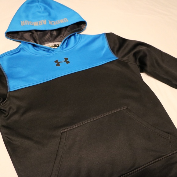 Under Armour Other - Under Armour Boys M Hoodie Sweater blue & black Under Armour Other - Under Armour Boys M Hoodie Sweater blue & black